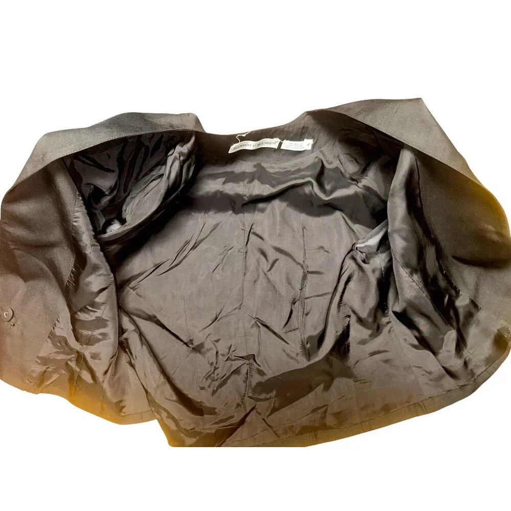 Eleanor P Brenner 10 Vintage Black Silk Jacket Cropped Blazer Deep V Embroidered - Picture 10 of 13